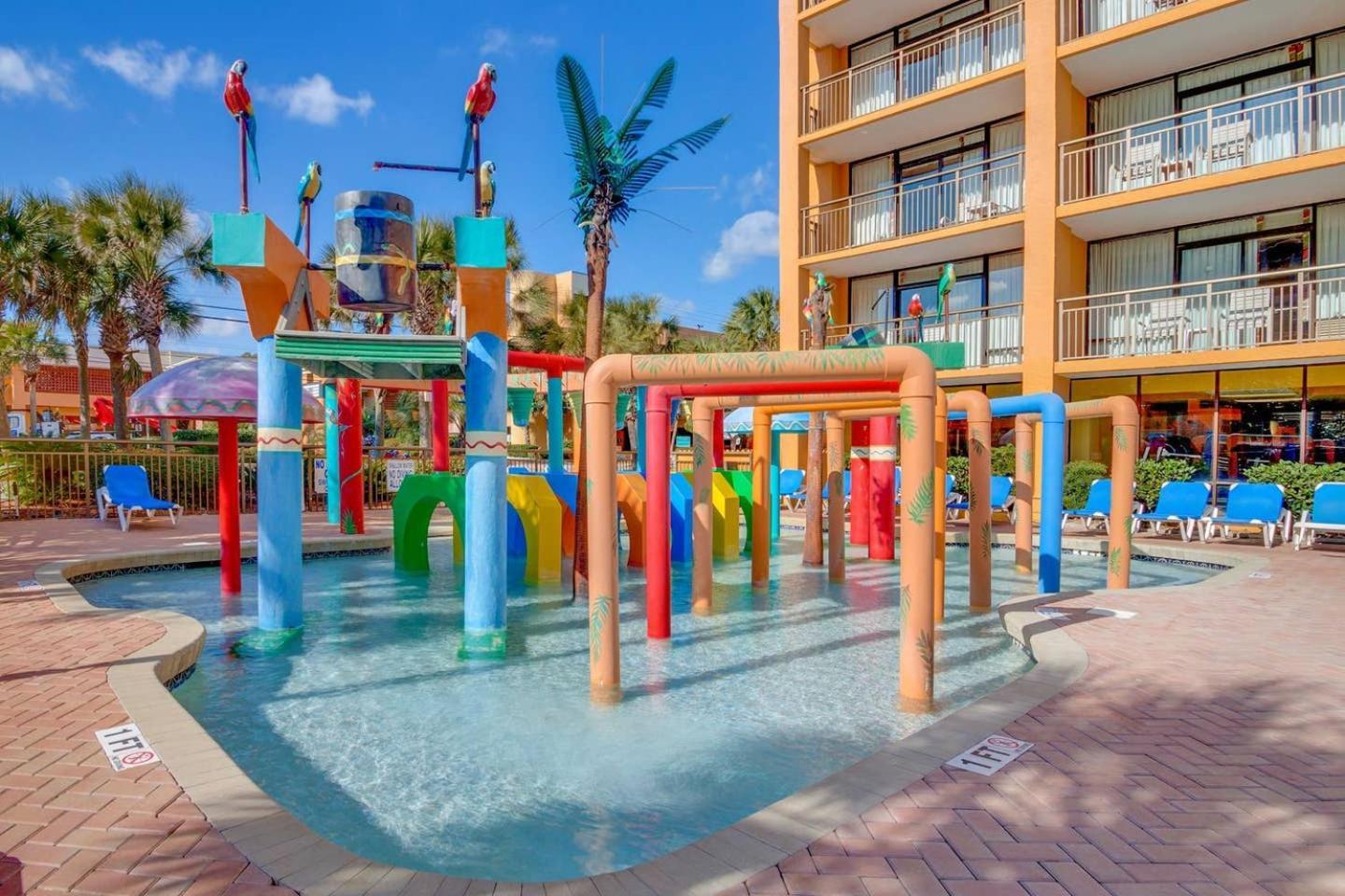 Oversized Ocean View Queen Suite With Beautiful Fireplace And Accents - Sleeps 4 Guests! Myrtle Beach Rum bild