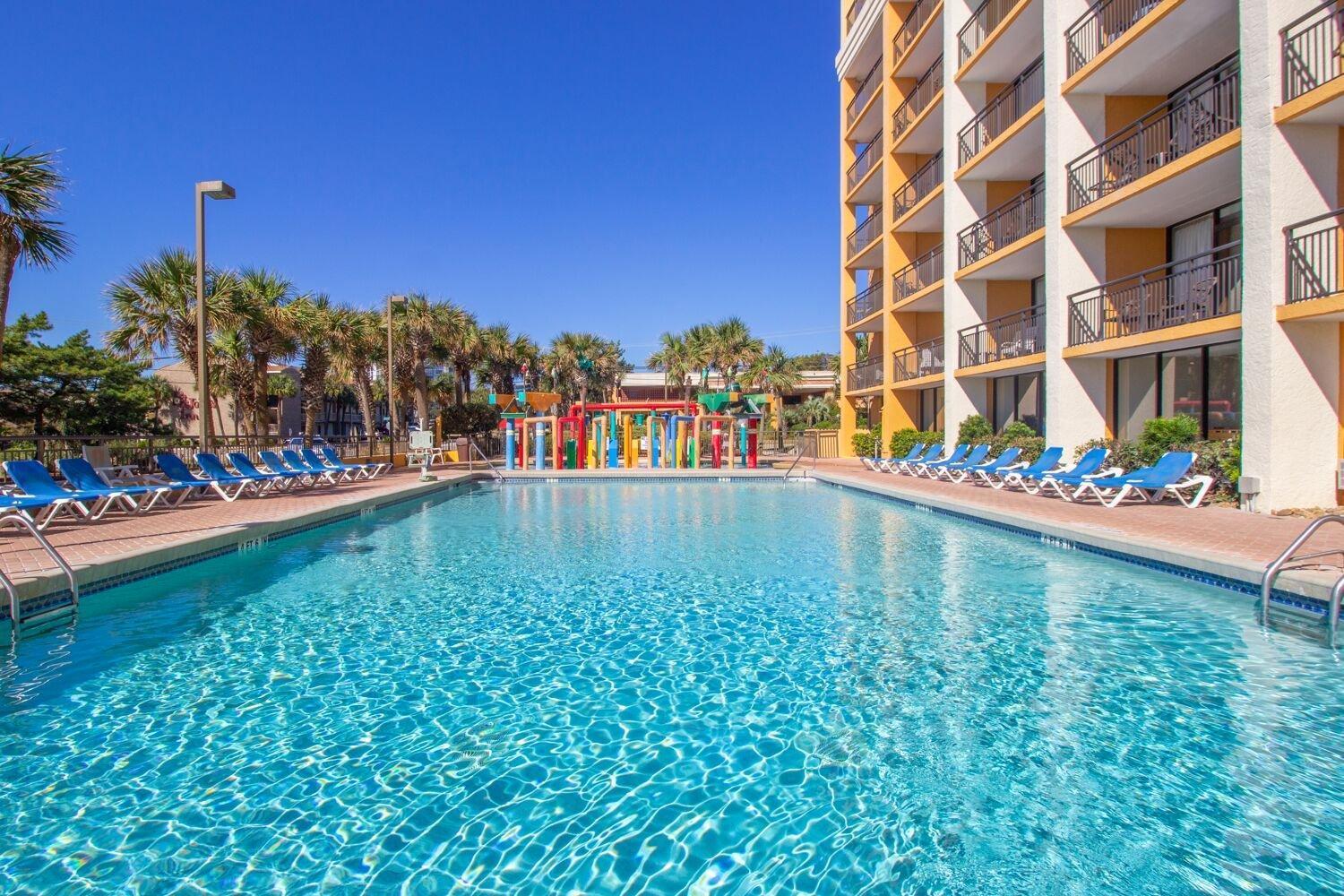 Oversized Ocean View Queen Suite With Beautiful Fireplace And Accents - Sleeps 4 Guests! Myrtle Beach Rum bild